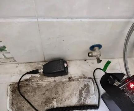 北京屋顶漏水维修公司分享下卫生间漏水的危害及解决方法